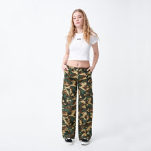 Load image into Gallery viewer, Work Cargo Pants - Camo