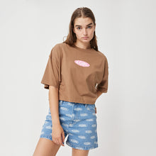 Load image into Gallery viewer, Basic Oval Logo Crop Tee - Brown